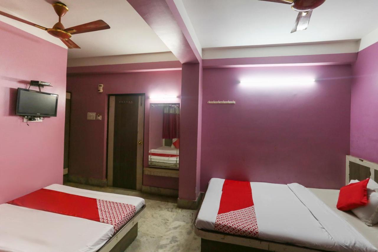 Oyo 60609 Hotel Tanushree Rampurhat Ngoại thất bức ảnh