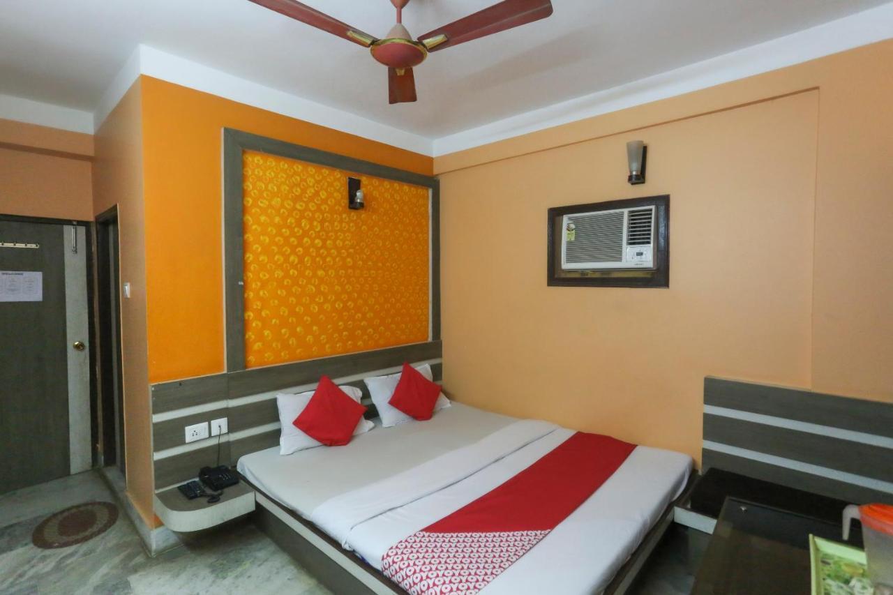 Oyo 60609 Hotel Tanushree Rampurhat Ngoại thất bức ảnh