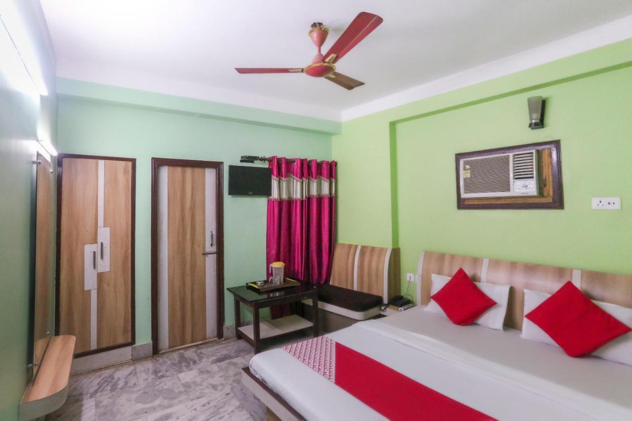Oyo 60609 Hotel Tanushree Rampurhat Ngoại thất bức ảnh