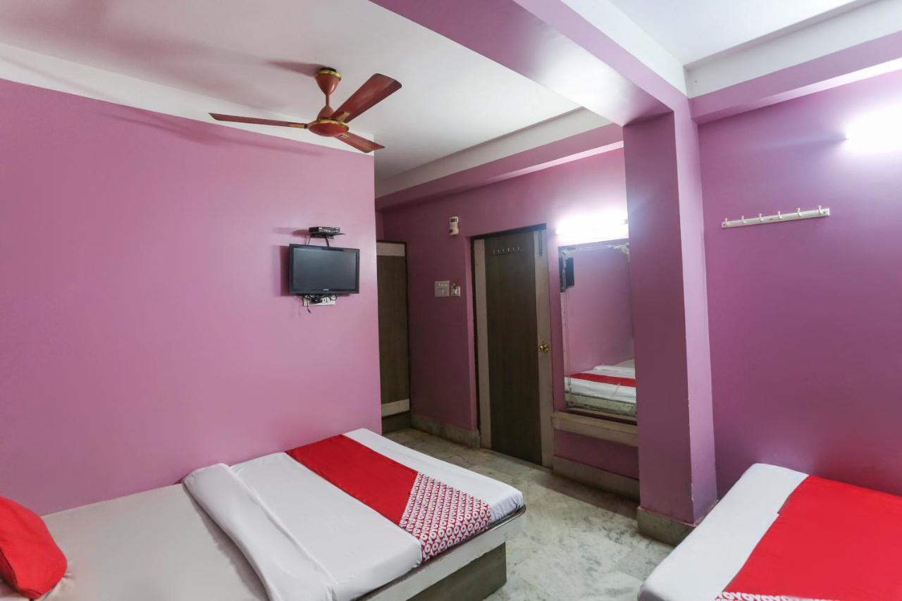 Oyo 60609 Hotel Tanushree Rampurhat Ngoại thất bức ảnh