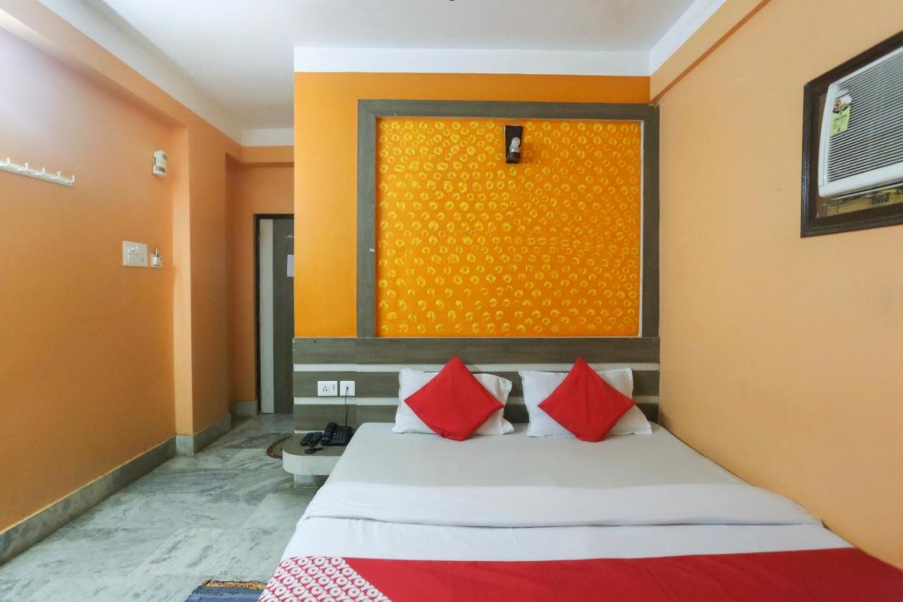 Oyo 60609 Hotel Tanushree Rampurhat Ngoại thất bức ảnh